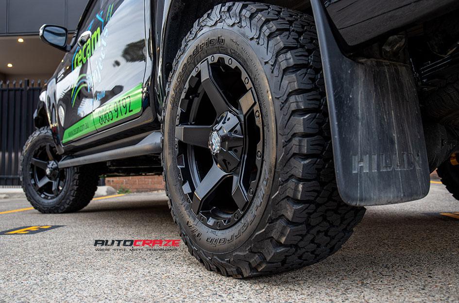 TOYOTA HILUX N80 4WD EXODUS MATTE BLACK